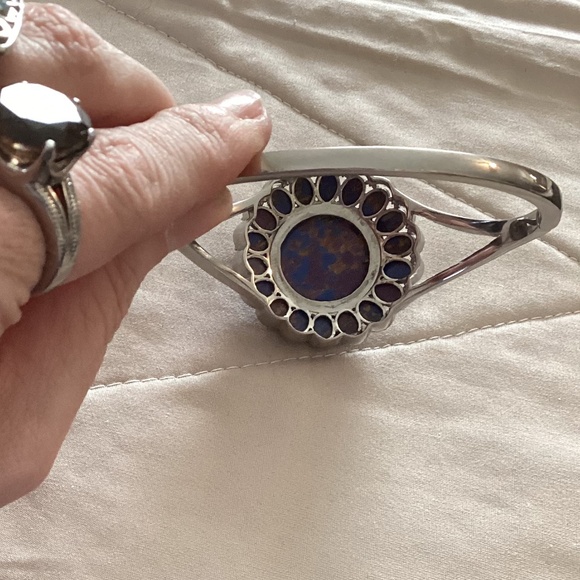 NWOT – Pure Stainless steel, Large round & oval Purple Dahlia bangle bracelet - Picture 8 of 16